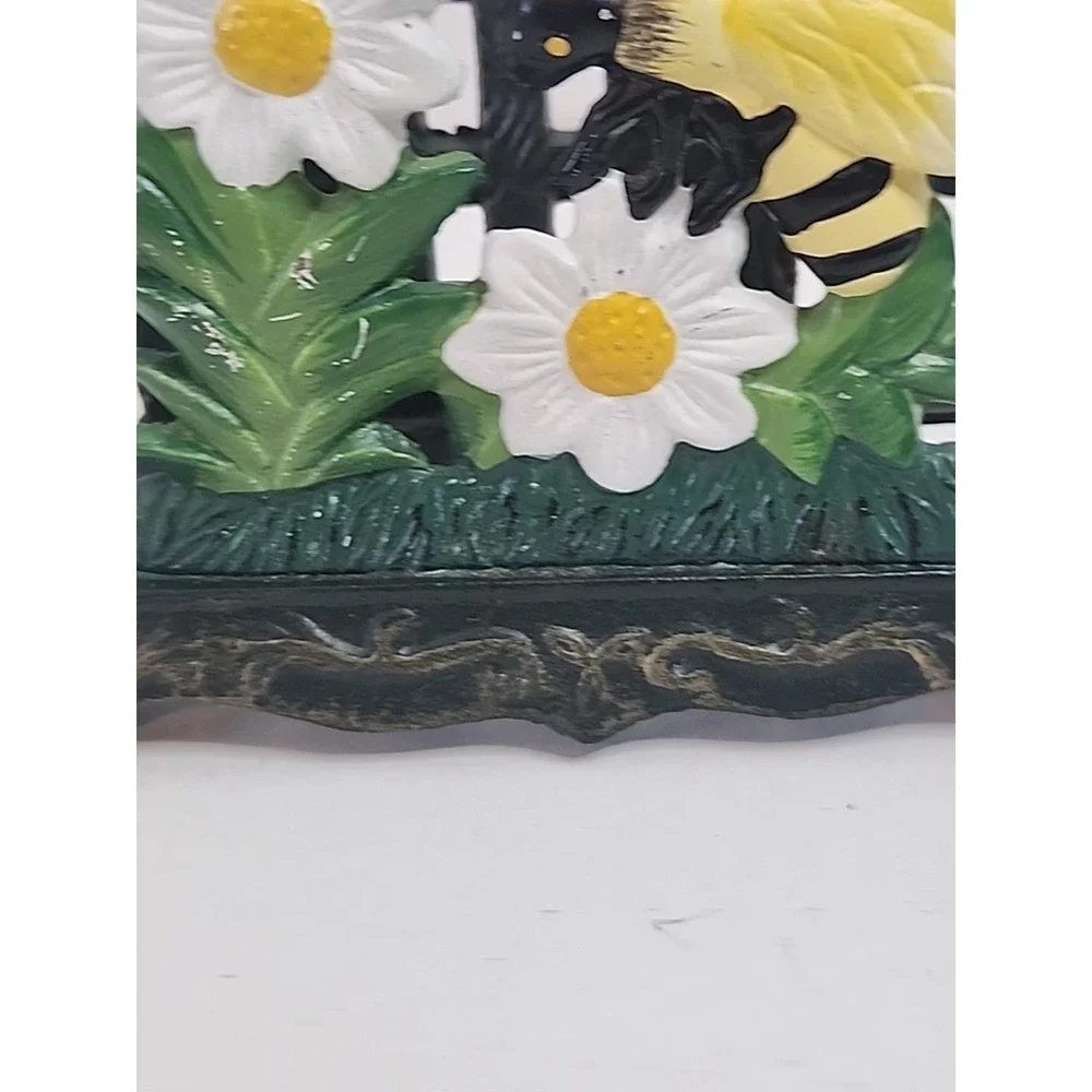 Vintage Cast Iron Daisies & Bumblebee Napkin Letter Holder 5.5